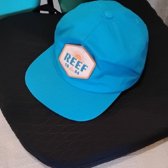 Reef Turquoise Logo Baseball Cap - Picture 1 of 4